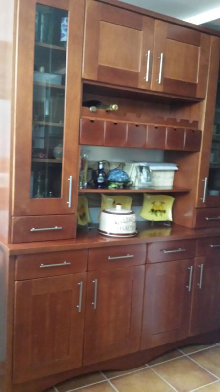 Modelo de cocina color madera